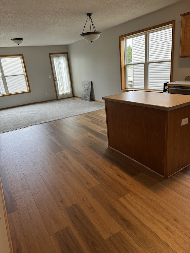 Eddie's Flooring Contractor in Rochester, MN photo