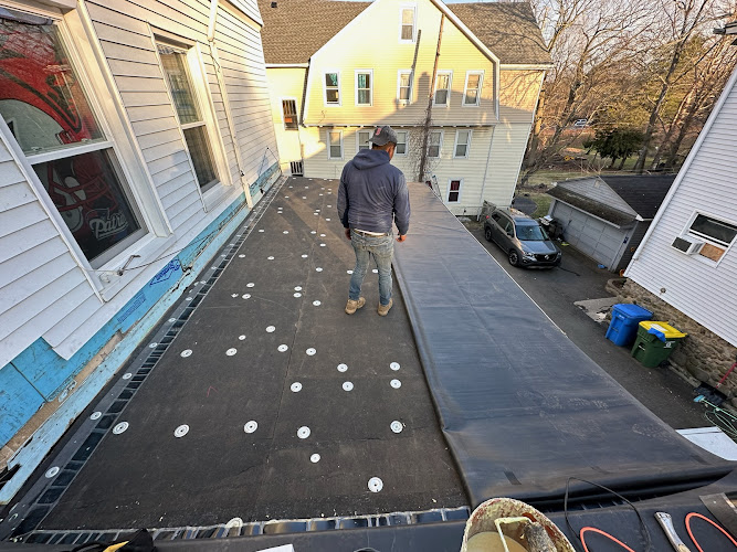 Apex Exteriors LLC Roofing Repair in Waterbury, CT photo