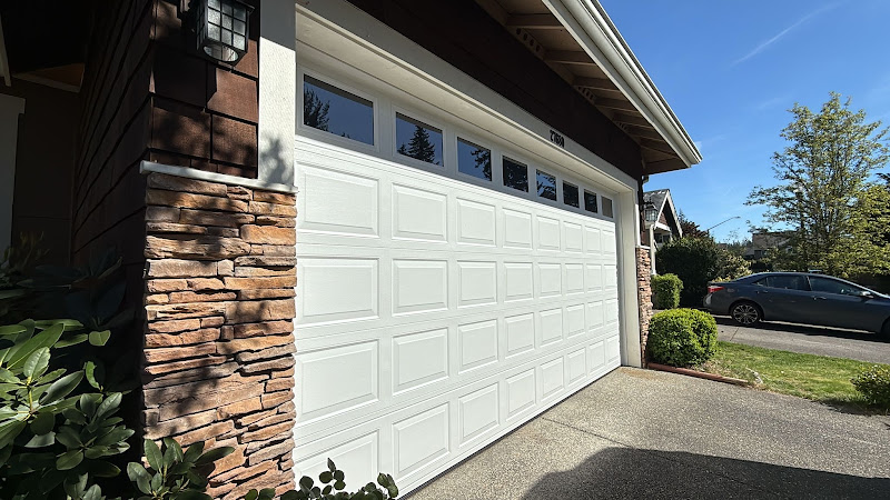 Ed's Garage Door Services Inc Contractor in Lynnwood, WA photo