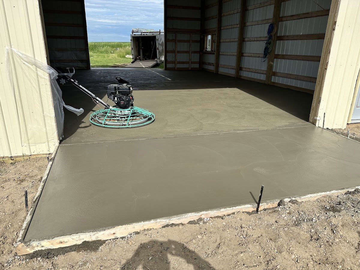 D&L construction services LLC Contractor in Williston, ND photo