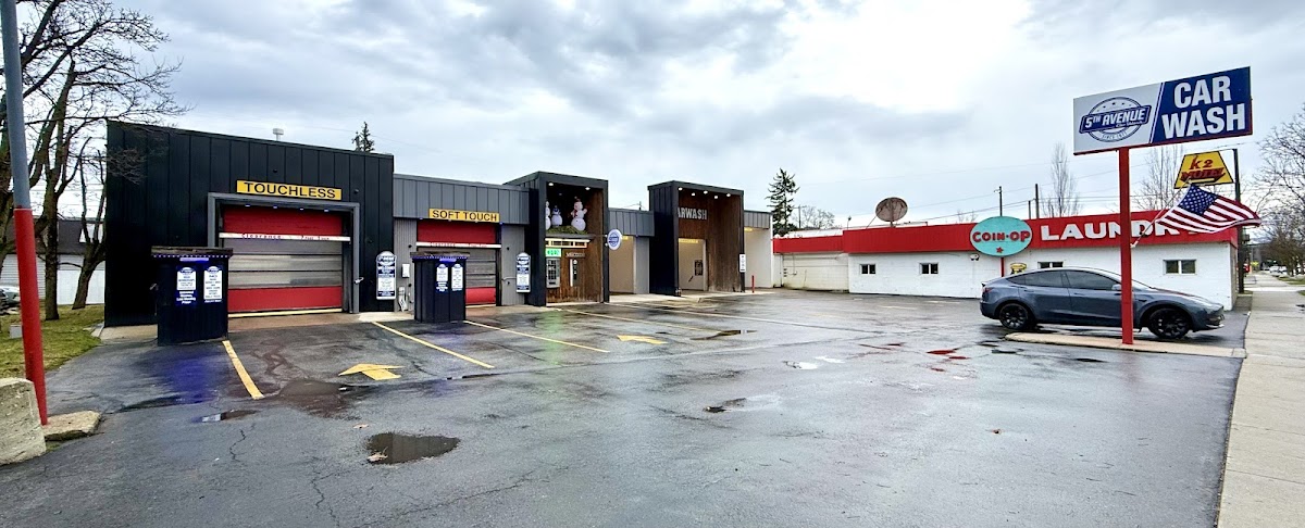 5th Avenue Car Wash Janitorial Service in Sandpoint, ID photo
