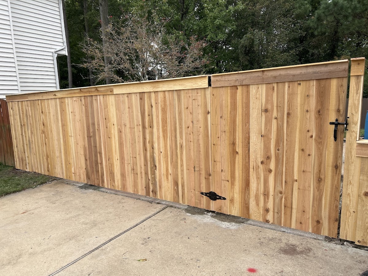 Mister Fence, Inc. Contractor in Chesapeake, VA photo
