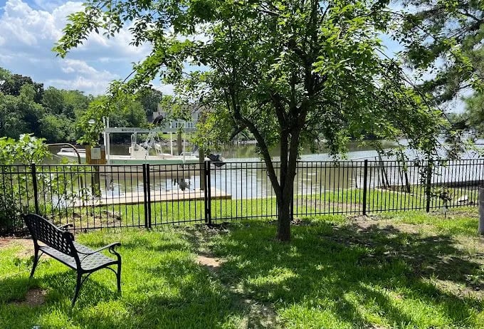 Champion Fences Contractor in Norfolk, VA photo