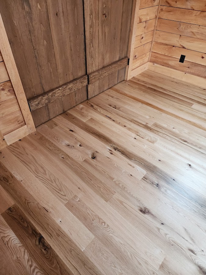 Saratoga Flooring Contractor in Gansevoort, NY photo