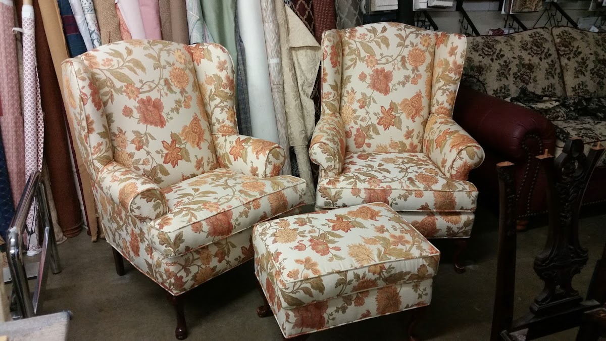 Mckee's Upholstery local service
