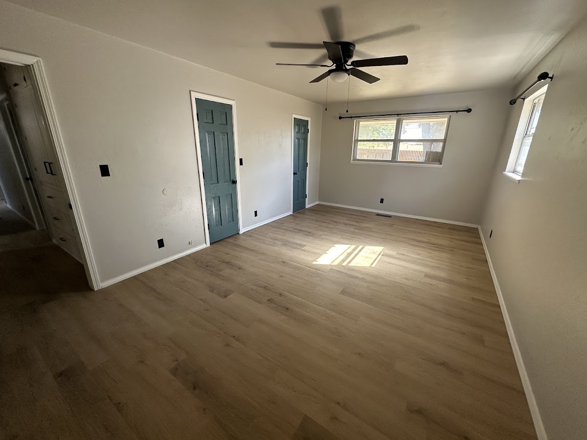 Hammer & Nail Remodeling Company Flooring Contractor in Ponca City, OK photo