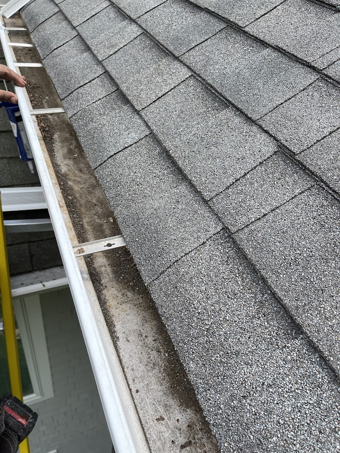 Dinzey General Repairs Roofing Repair in Yonkers, NY photo
