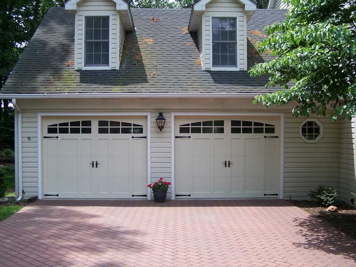 Diamond State Overhead Doors Handyman in Felton, DE photo
