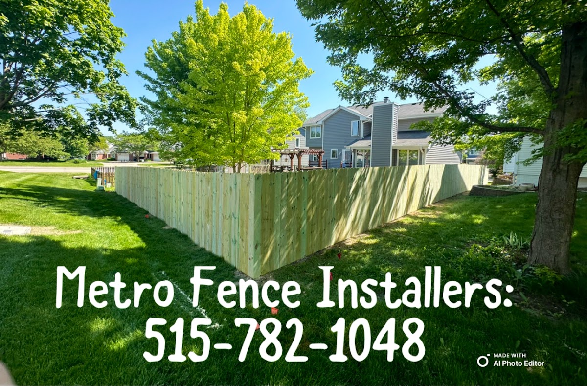 Metro Fence Installers & Metro Junk Removal Contractor in Des Moines, IA photo