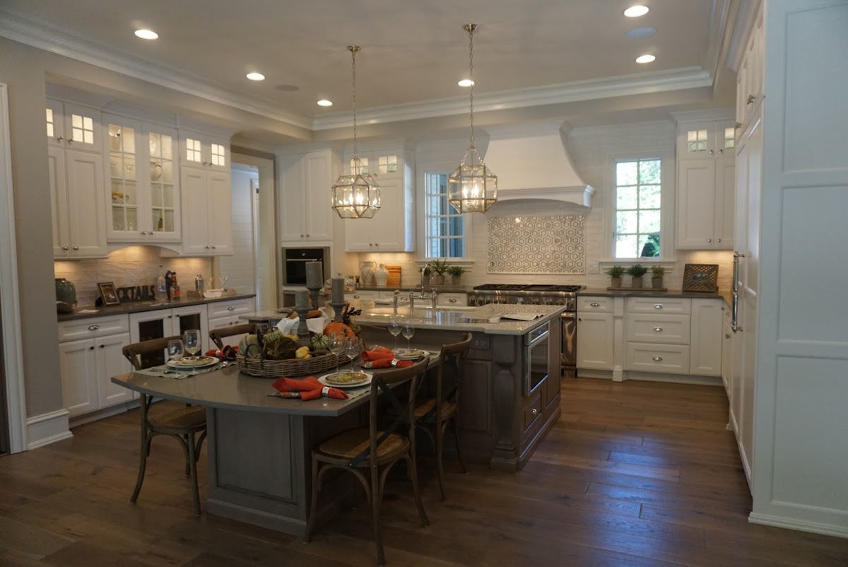 Carolina Cabinet Specialist Contractor in Cary, NC photo