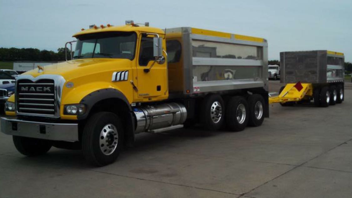 Ed Broadfoot & Sons Sand & Gravel Contractor in Kearney, NE photo