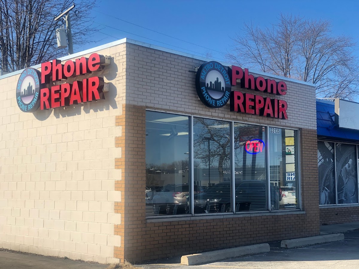 Metro Detroit Phone Repair Westland Mobile Phone Repair in Garden City, MI photo
