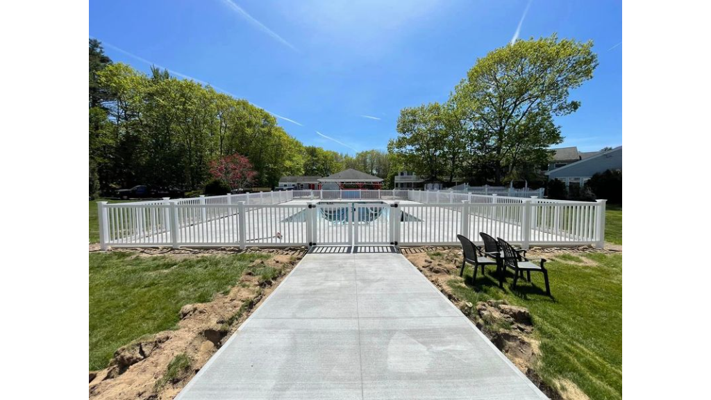 Seacoast Fence and Construction Inc. Contractor in Biddeford, ME photo