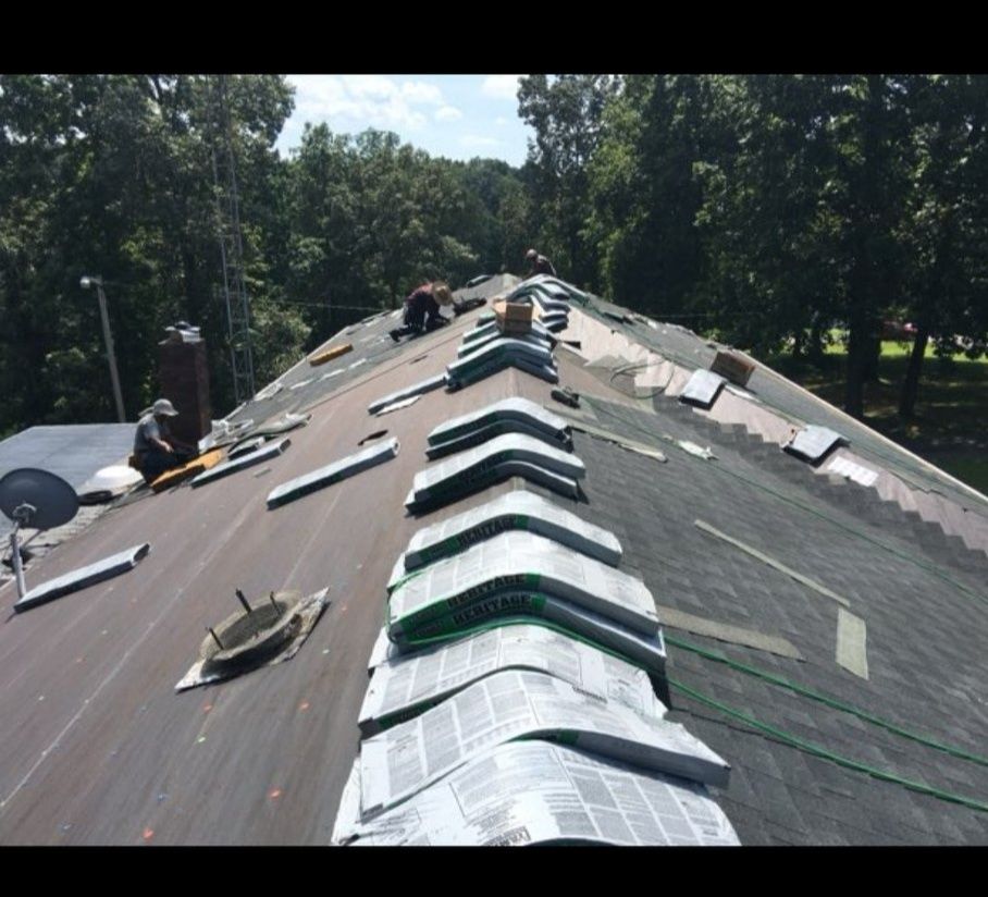 Lewis Brothers Roofing, Siding & Guttering, LLC Roofing Repair in Clarksville, TN photo