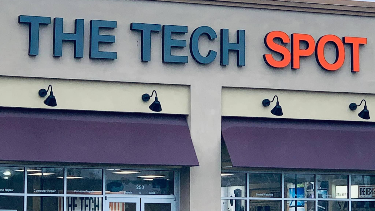 The Tech Spot Mobile Phone Repair in Greenwood, SC photo
