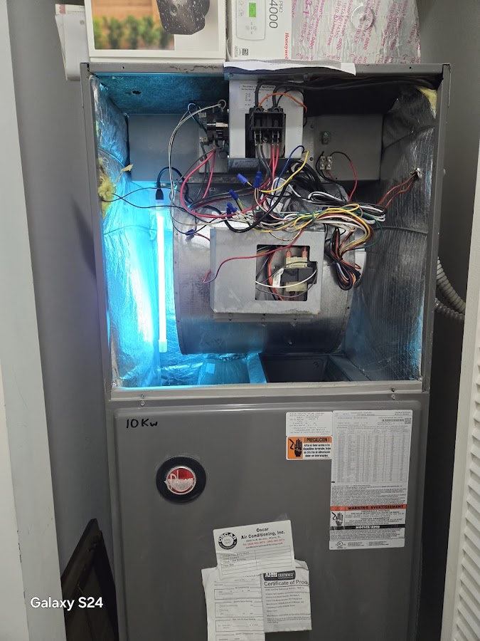 Duck Duct Air Plumber in Pembroke Pines, FL photo