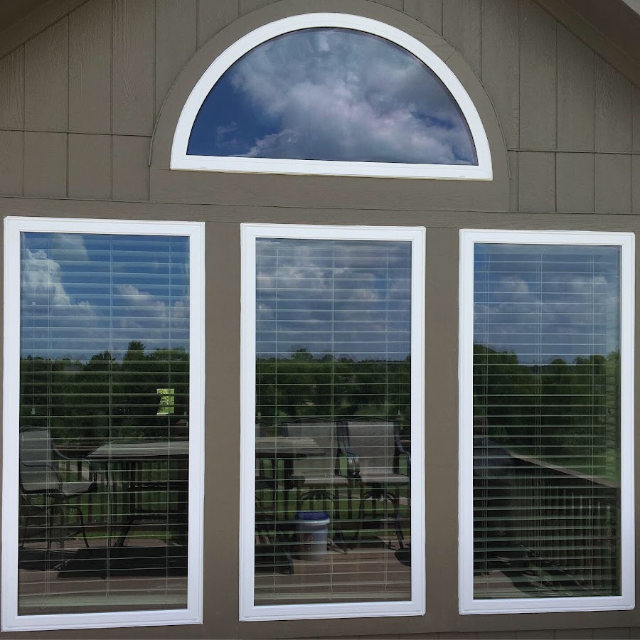 Meadowlark Windows and Doors Contractor in Lawrence, KS photo