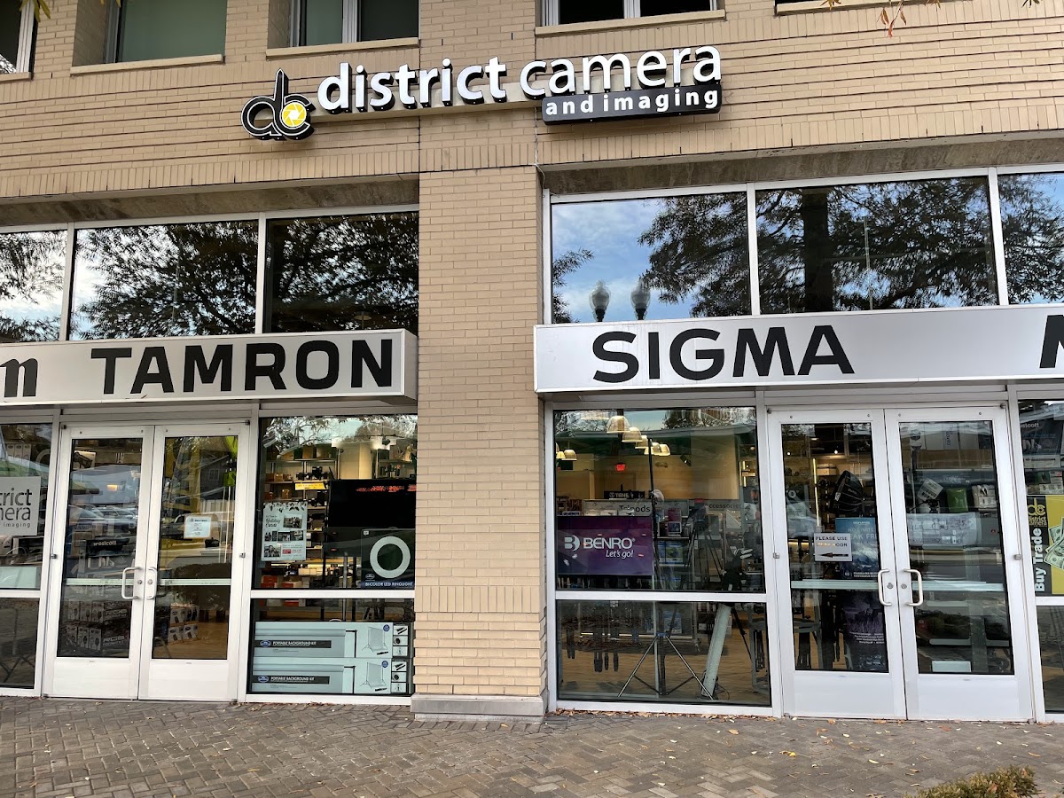 District Camera & Imaging - Arlington Mobile Phone Repair in Arlington, VA photo