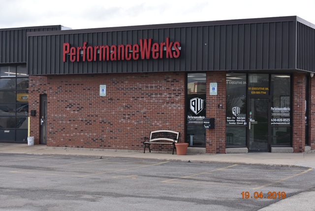 PerformanceWerks Auto Clinic Inc Auto Repair in Aurora, IL photo