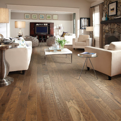 Dalton Floor Tailor