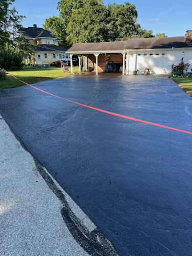 B&B asphalt sealcoating LLC Contractor in Austin, IN photo