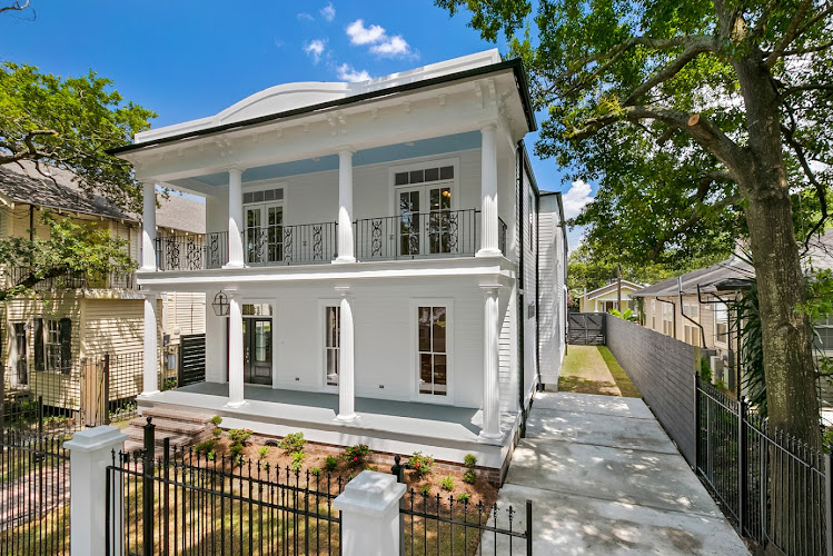 CASTILLO BUILDERS Roofing Repair in Metairie, LA photo