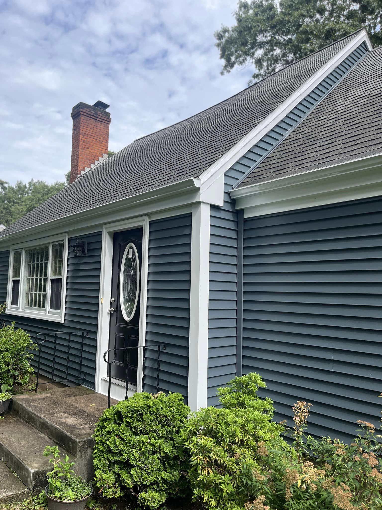 Premium Roofing & Siding gallery photo