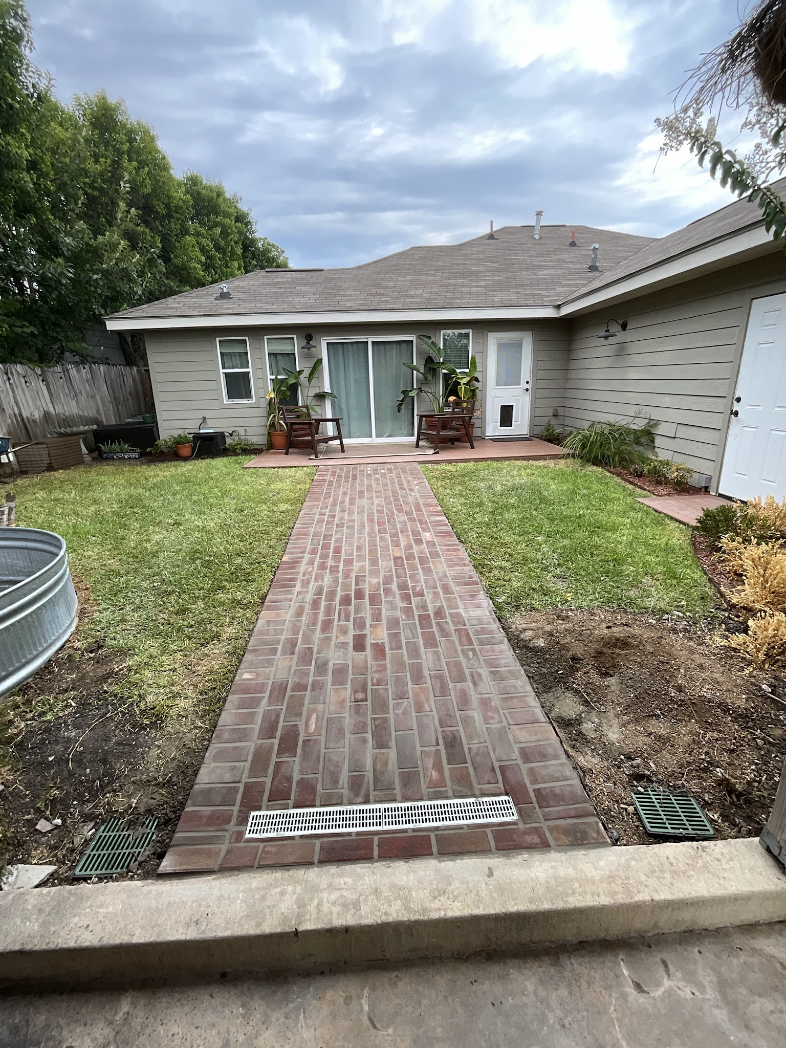 LAWN D.R LANDSCAPING AND IRRIGATION LLC gallery photo