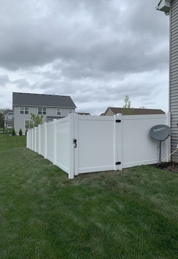 A Plus Fence LLC Contractor in Hammond, IN photo