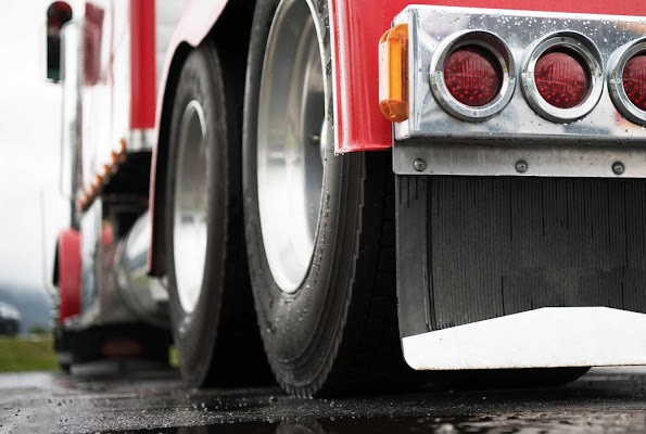 Gallery photo for Service Tire Truck Centers - Edison, NJ in Edison, NJ