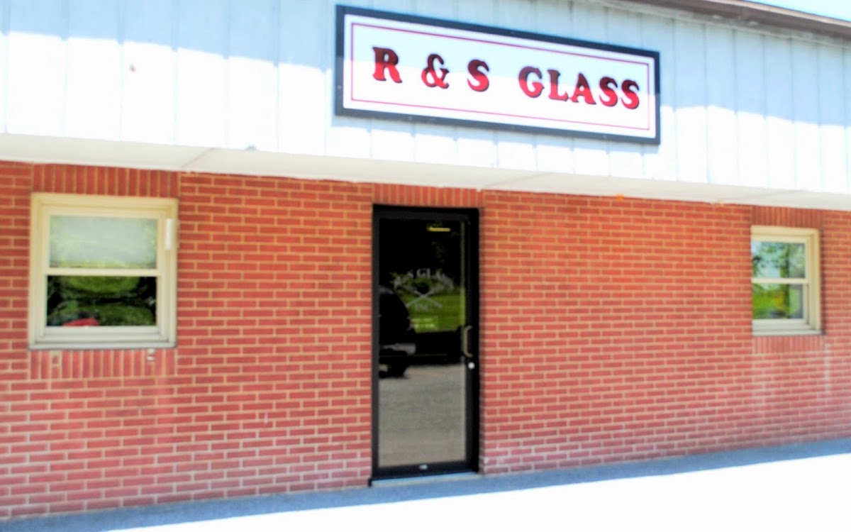 R & S Glass Inc Auto Repair in Lancaster, PA photo