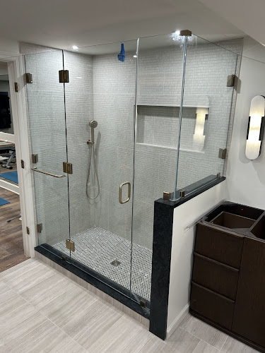 Red Rose Mirror & Glass Inc Contractor in Lancaster, PA photo