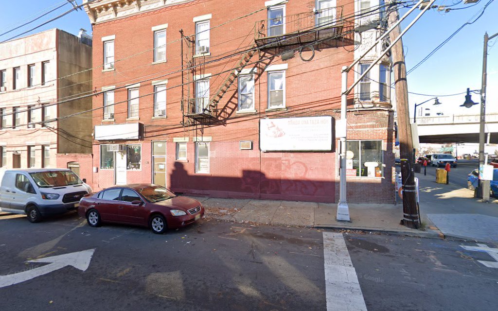 Gallery photo for Elizabeth Garage Door Repair in Elizabeth, NJ