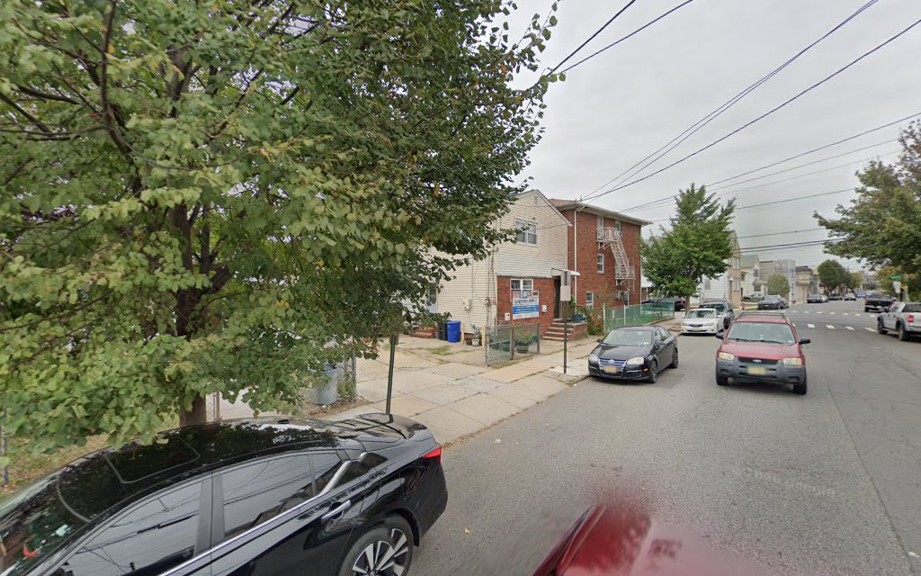 Gallery photo for Elizabethtown doors in Elizabeth, NJ