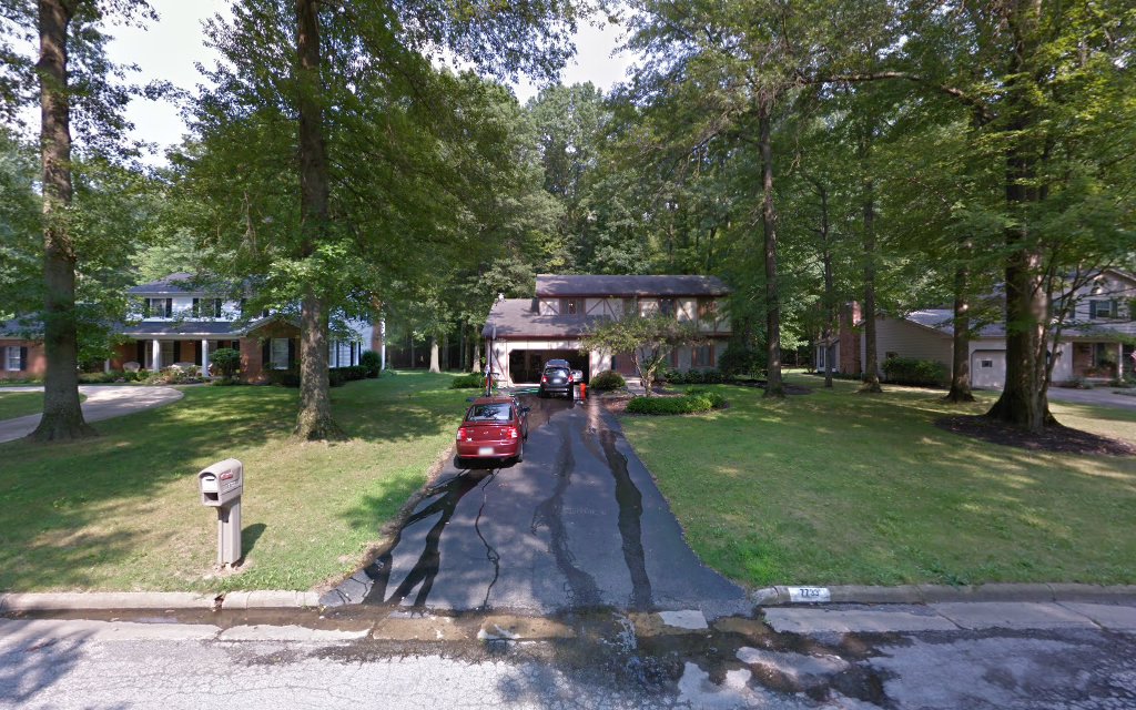 Gallery photo for Open Garage Doors in Youngstown, OH
