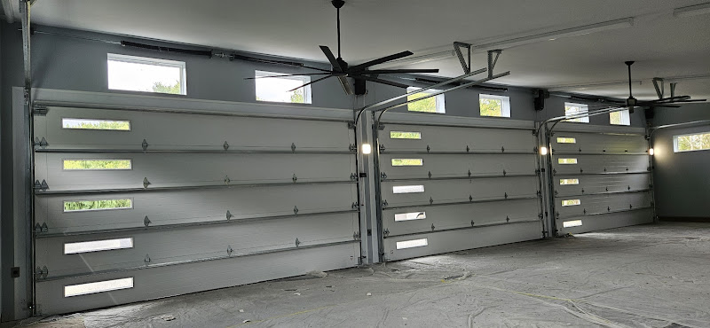 Premium Garage Door Repair Garage Door Repair in Youngstown, OH photo