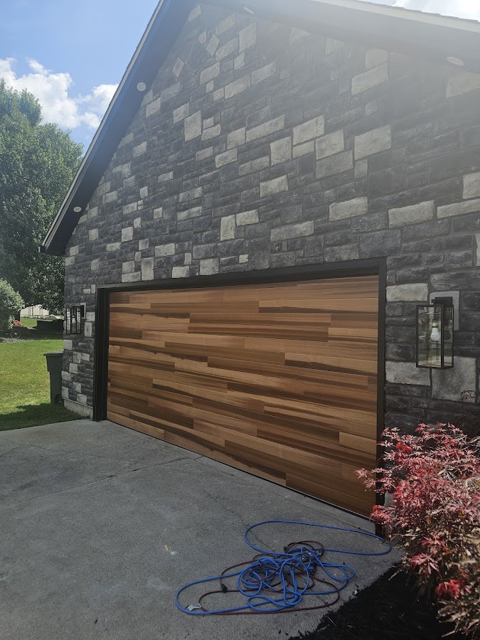 D & R Garage Doors Plus Garage Door Repair in Austintown, OH photo