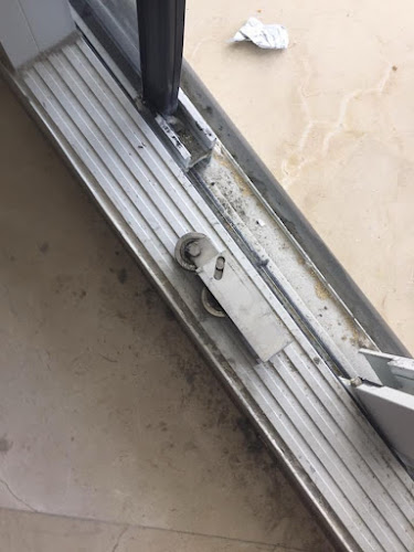 Master Sliding Doors Plumber in Hollywood, FL photo
