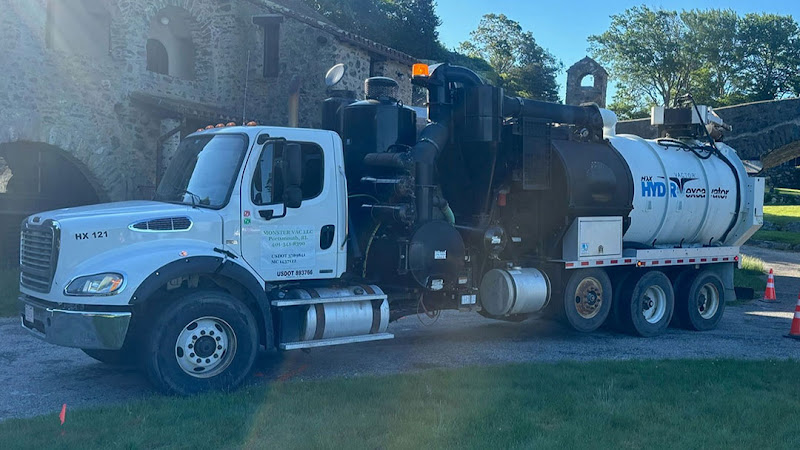 Monster-Vac Contractor in Tiverton, RI photo