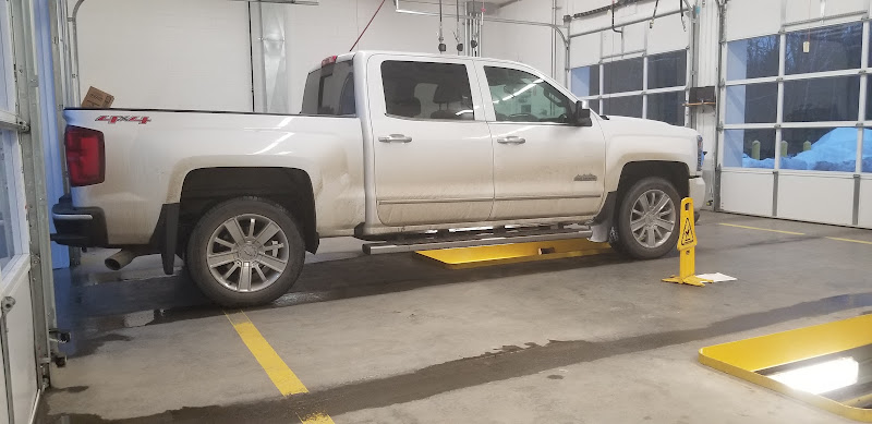 Prompto 10 Minute Oil Change Auto Repair in Scarborough, ME photo