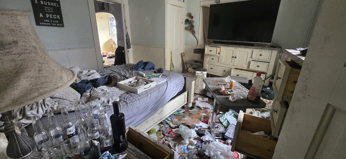 Salina Strong Hauling and Junk Removal Furniture Repair in Salina, KS photo
