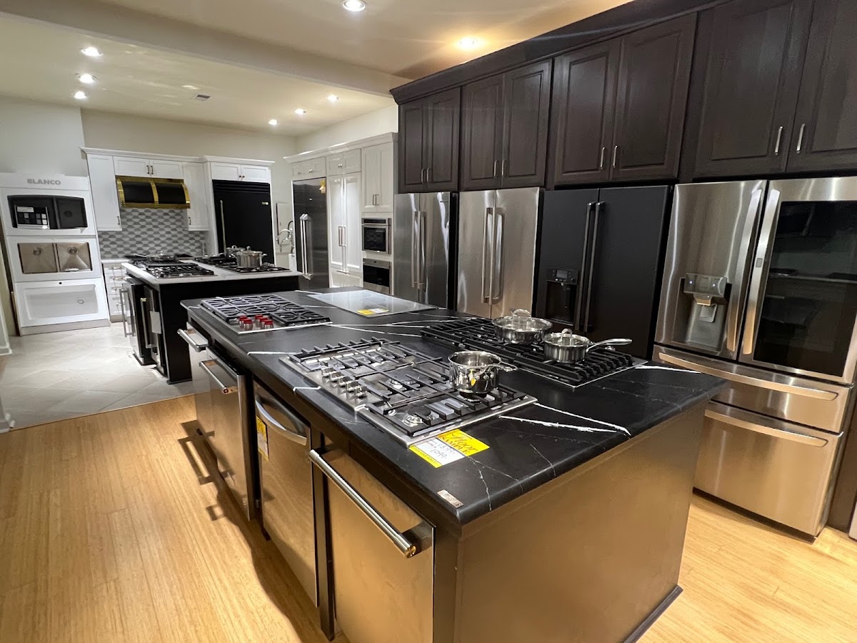 Kitchen & Bath Galleries Contractor in Chapel Hill, NC photo