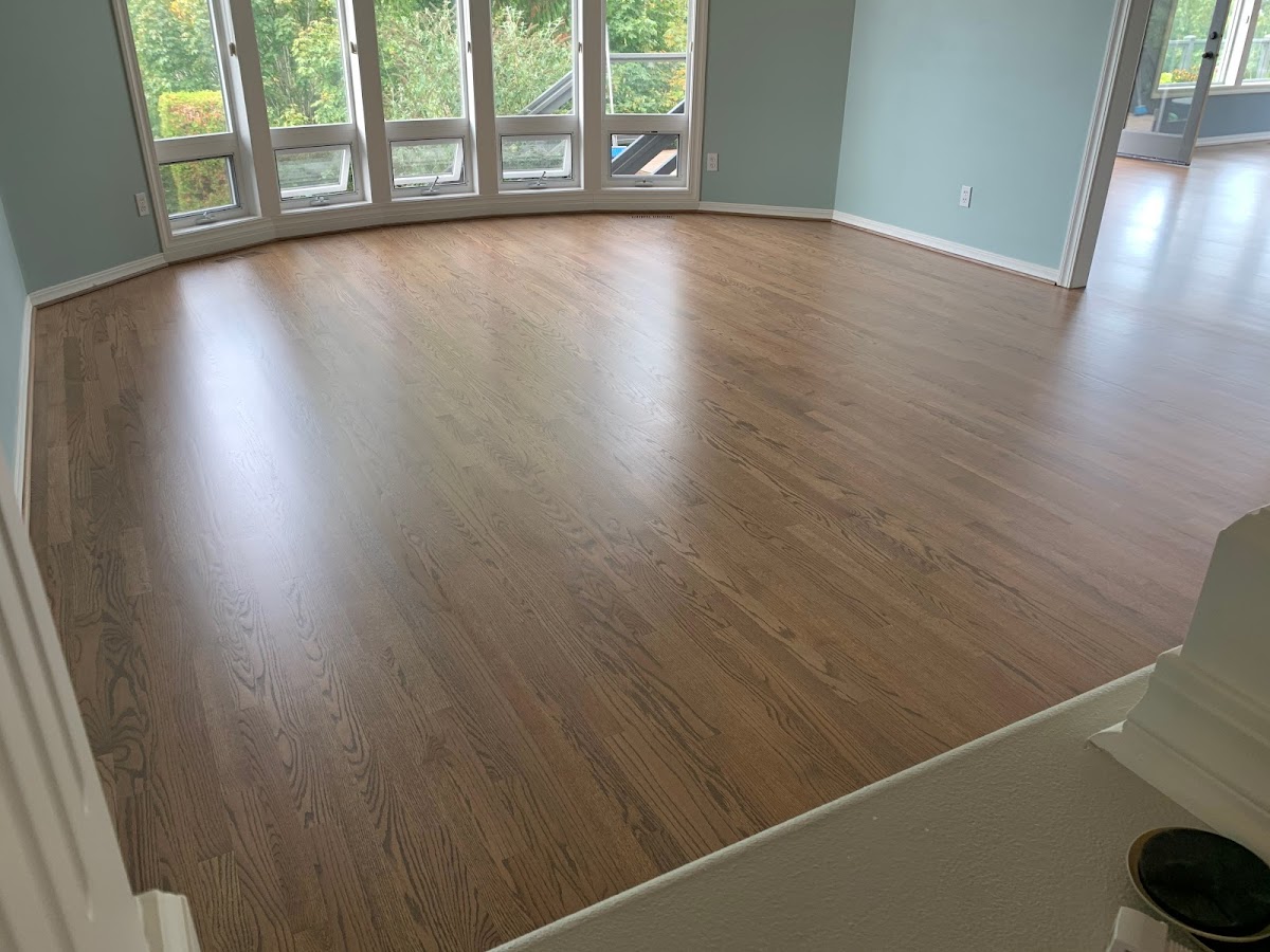 Genuine Flooring LLC Contractor in Lynnwood, WA photo