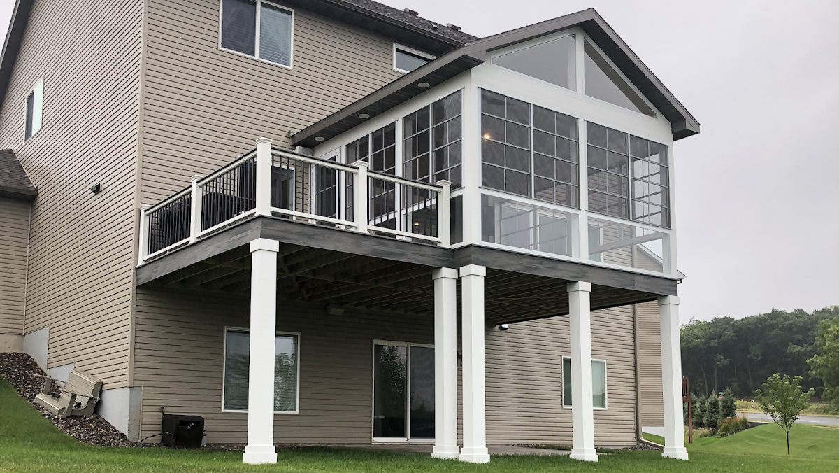 Minneapolis Decks LLC Contractor in Edina, MN photo