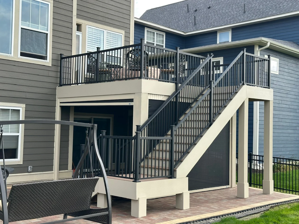 CHS Custom Decks & Design Contractor in Apple Valley, MN photo