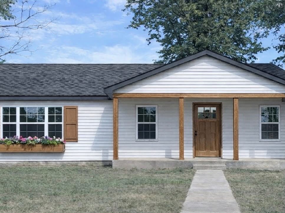 Jw construction & contracting Contractor in Joplin, MO photo