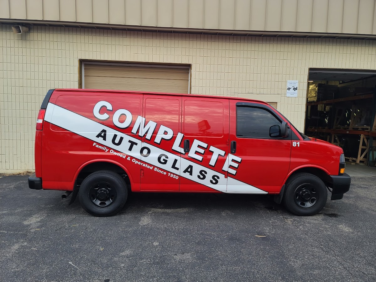 Complete Auto Glass Auto Repair in Grand Rapids, MI photo