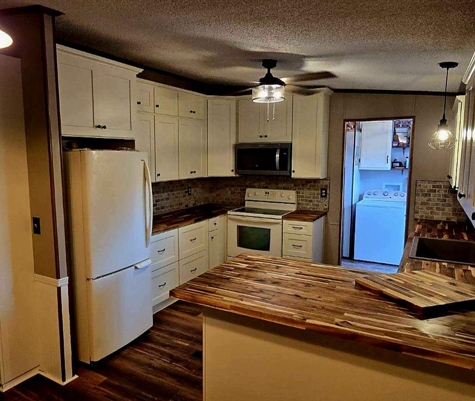 Hartweck Construction & Design, Inc. Contractor in Evansville, IN photo