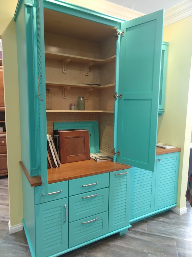 Kight Kitchen Interiors Contractor in Evansville, IN photo