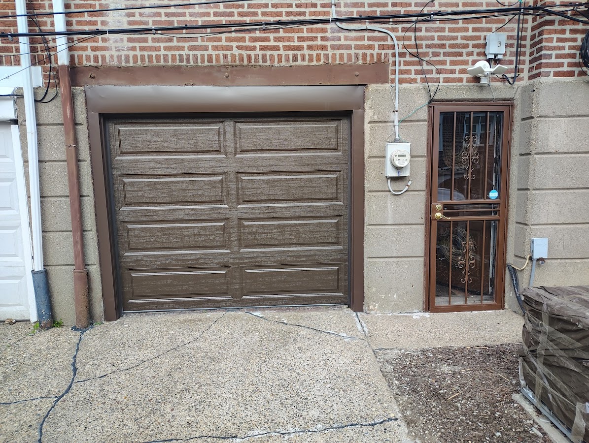 Platinum Garage Door Services, LLC Garage Door Repair in Levittown, PA photo